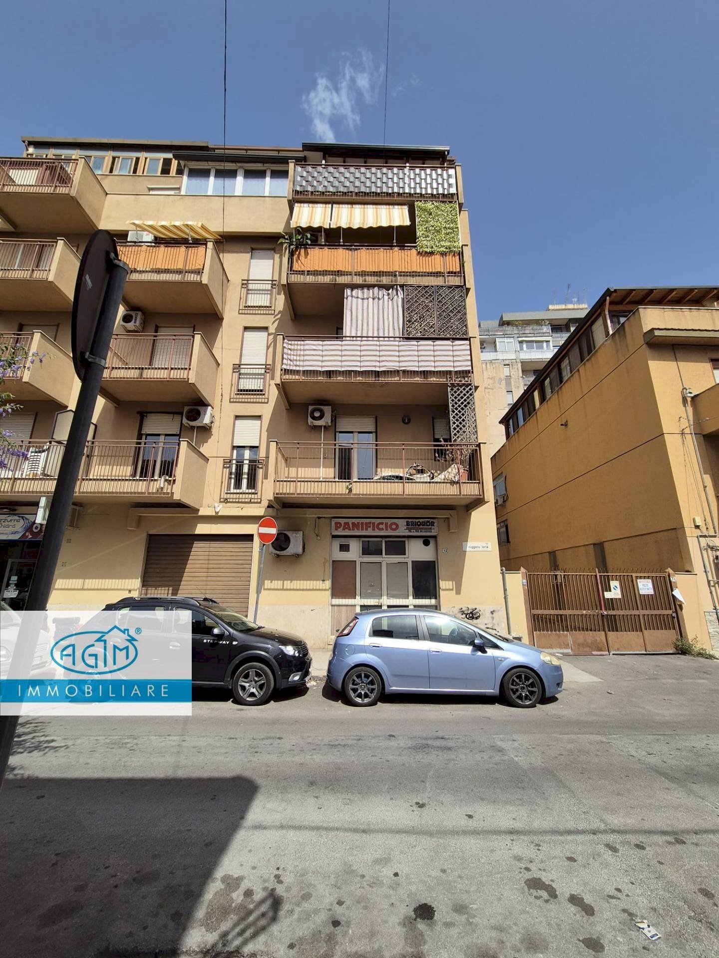 Foto 2 - Commercial Premises Via Ruggero Loria
 
12, Palermo - photo 1