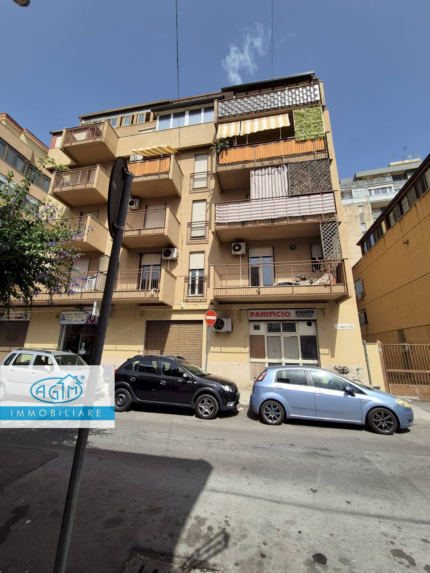 Foto 3 - Commercial Premises Via Ruggero Loria
 
12, Palermo - photo 2