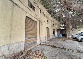 Foto 1 - Capannone Piazza Sant'orsola
 
1, Palermo - foto 1