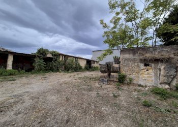 Foto 14 - Capannone Piazza Sant'orsola
 
1, Palermo - foto 14