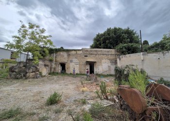 Foto 15 - Capannone Piazza Sant'orsola
 
1, Palermo - foto 15