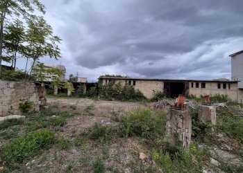 Foto 21 - Capannone Piazza Sant'orsola
 
1, Palermo - foto 21