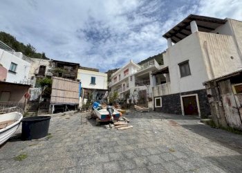 Foto 13 - Casa indipendente Via Rombo
 
1, Leni - foto 13