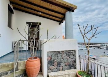 Foto 16 - Casa indipendente Via Rombo
 
1, Leni - foto 16