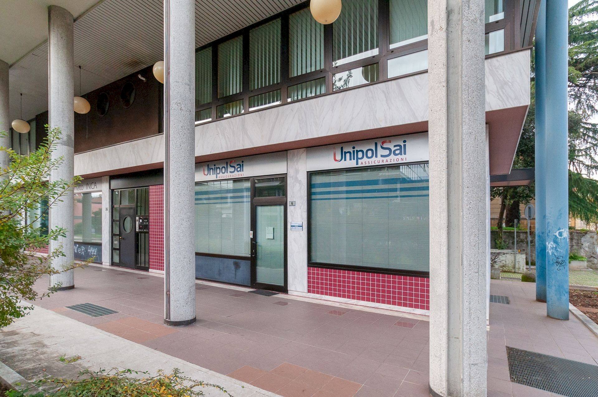 Foto 1 - Locale Commerciale via Buonarroti
 
6, Gorizia - foto 1