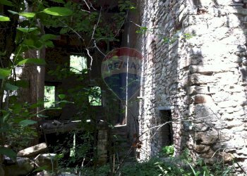 Edificio all\'aperto - Rustico Sp 109 Pellegrino Parmense
 
00, Pellegrino Parmense - foto 11