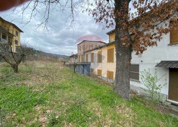 Casa all\'aperto - Appartamento Via Monte Della Guardia
 
2, Varano de' Melegari - foto 2