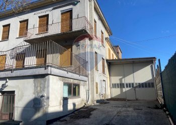 Edificio all\'aperto - Appartamento Via Monte Della Guardia
 
2, Varano de' Melegari - foto 8