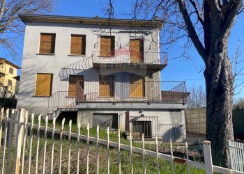 Casa all\'aperto - Appartamento Via Monte Della Guardia
 
2, Varano de' Melegari - foto 10
