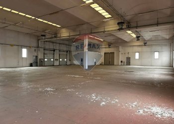 Parcheggio - Capannone pinzone
7, Poggio Rusco - foto 13