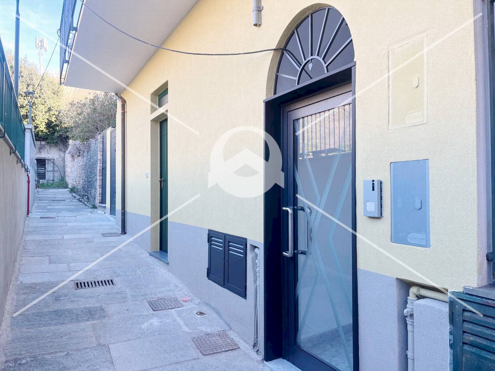 Foto 3 - Bilocale Via del Borgo
 
38, Ceriale - foto 3