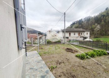 Foto 27 - Quadrilocale Via Valle
 
1, Calizzano - foto 27