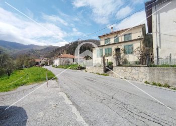 Foto 30 - Quadrilocale Via Valle
 
1, Calizzano - foto 30