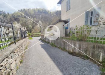 Foto 33 - Quadrilocale Via Valle
 
1, Calizzano - foto 33