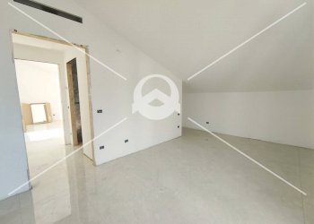 Foto 11 - Bilocale Via Varese
 
34, Loano - foto 11