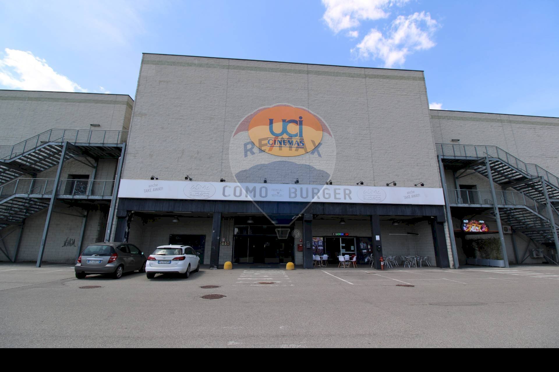 Edificio all\'aperto - Locale Commerciale Via G. Leopardi
 
1, Montano Lucino - foto 1