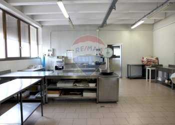 Cucina - Commercial Activity via risorgimento
14, Lurago Marinone - photo 1