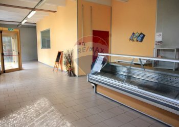 Ricezione / Lobby - Commercial Activity via risorgimento
14, Lurago Marinone - photo 3