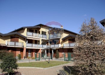 Edificio all\'aperto - Trilocale via canaletto, Tradate - foto 18