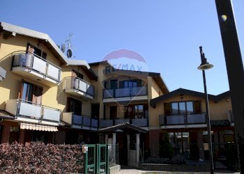 Edificio all\'aperto - Trilocale via canaletto, Tradate - foto 30