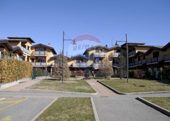 Edificio all\'aperto - Trilocale via canaletto, Tradate - foto 32