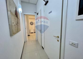 Hall / corridoio - Locale Commerciale Via Varesina
126a, Villa Guardia - foto 26