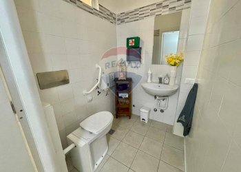 Bagno - Locale Commerciale Via Varesina
126a, Villa Guardia - foto 28