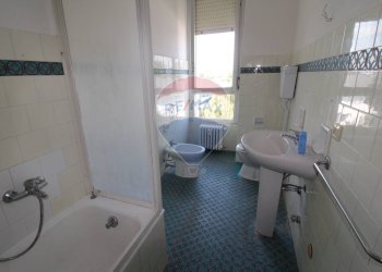 Bagno - Trilocale via Bellini, Cadorago - foto 31