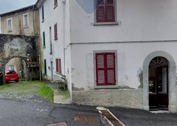 Edificio all\'aperto - Independent house via Allio
 
8, Alta Valle Intelvi - photo 11