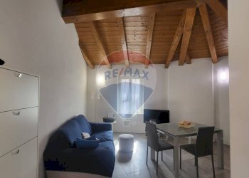 Sala da pranzo - Two-room apartment via Contrada Grande
 
6, Casnate con Bernate - photo 7