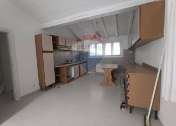 Cucina - Casa indipendente Via Roccolino, Plesio - foto 2