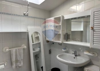 Bagno - Quadrilocale Piazza Cavour
 
5, Eupilio - foto 15