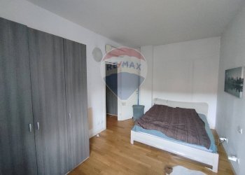 Camera / camera da letto - Two-room apartment via farini
81, Milano - photo 12