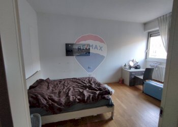 Camera / camera da letto - Two-room apartment via farini
81, Milano - photo 13