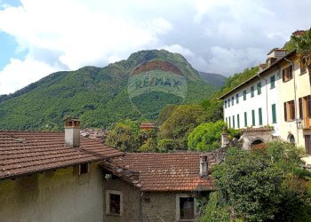 Vista delle montagne - Independent house Dongo - photo 39