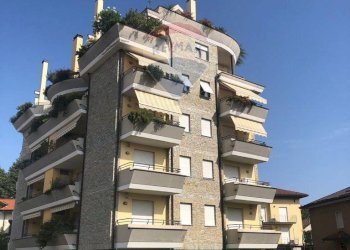 Edificio all\'aperto - Bilocale VIA SAN CANDIDO
 
10, Busto Arsizio - foto 1