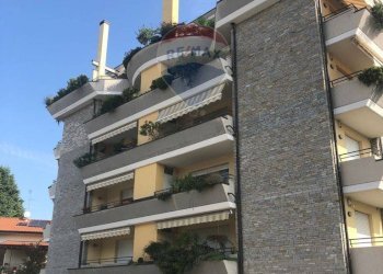 Edificio all\'aperto - Bilocale VIA SAN CANDIDO
 
10, Busto Arsizio - foto 3