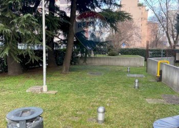 Giardino - Bilocale VIA SAN CANDIDO
 
10, Busto Arsizio - foto 16