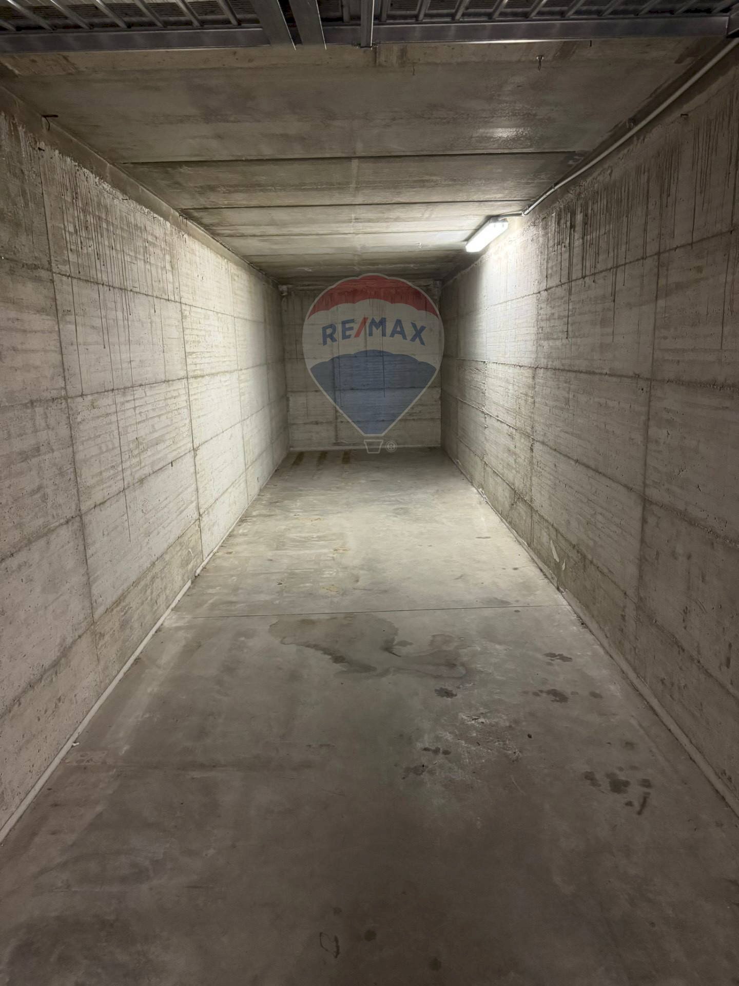 Parcheggio - Box Lungolago di Calcinate
88, Varese - foto 3