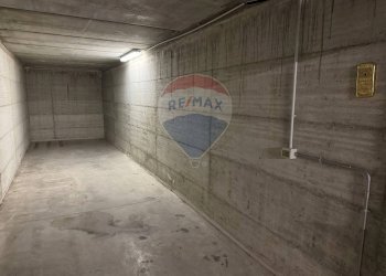 Parcheggio - Box Lungolago di Calcinate
 
88, Varese - foto 4