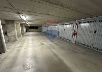 Parcheggio - Box Lungolago di Calcinate
 
88, Varese - foto 6