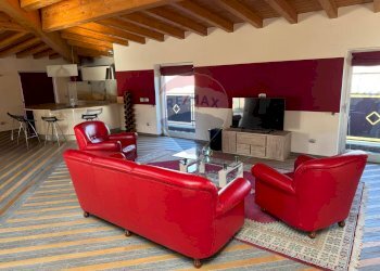 Soggiorno - Loft Lungolago di Calcinate
 
88, Varese - foto 4