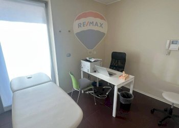 Ufficio - Office Via Lungolago di Calcinate
 
88, Varese - photo 13