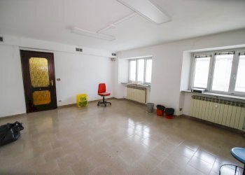 Foto 26 - Ufficio Via Garrone
 
3, San Benigno Canavese - foto 26