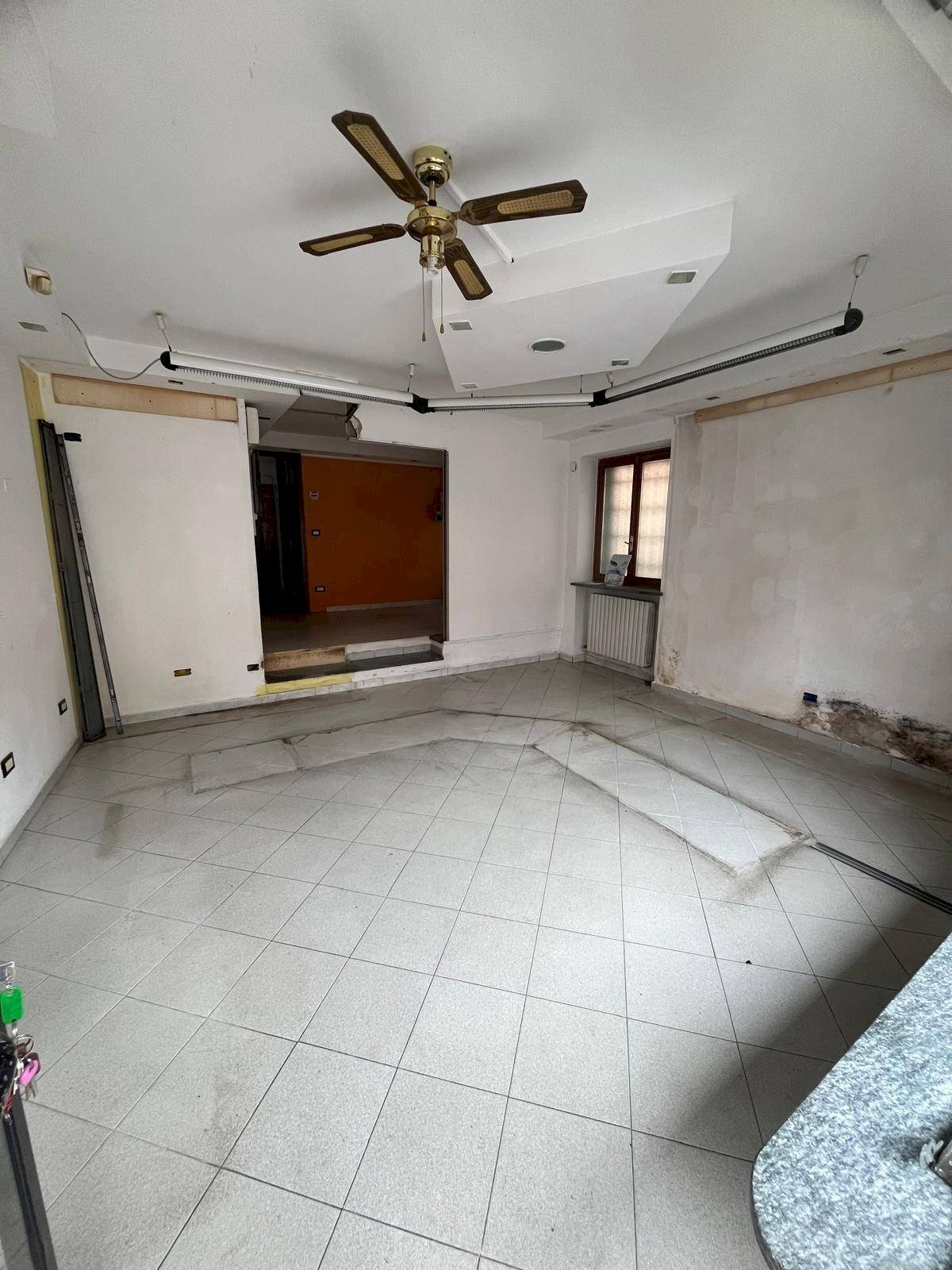 Foto 3 - Locale Commerciale Via Papa Giovanni XXIII
3, San Benigno Canavese - foto 3