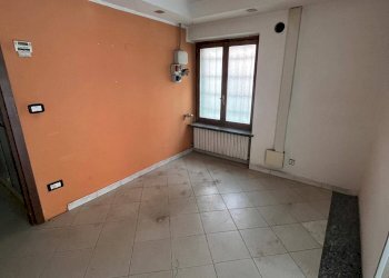 Foto 11 - Locale Commerciale Via Papa Giovanni XXIII
 
3, San Benigno Canavese - foto 11