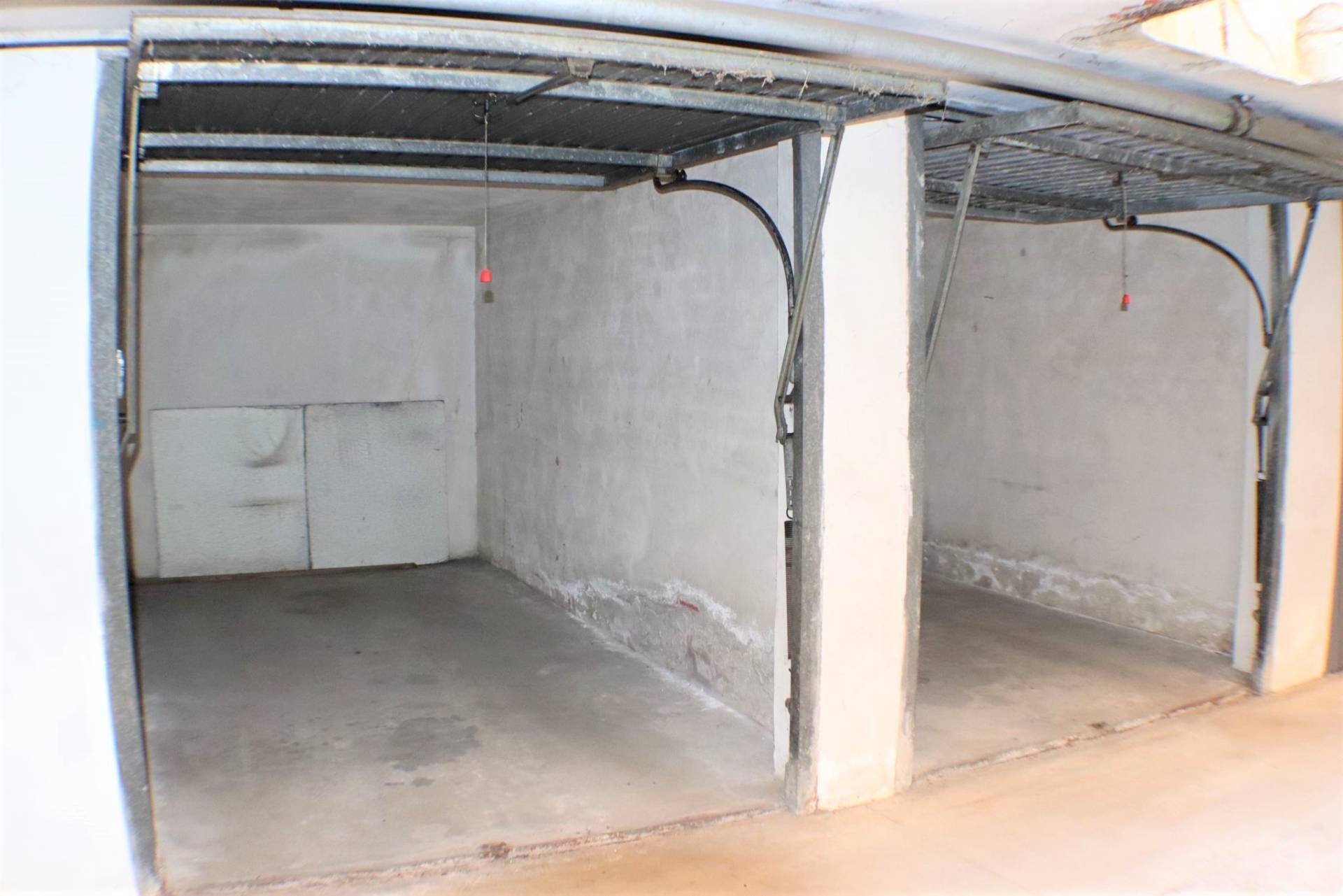 Foto 2 - Box Via Lombardore
 
65, Leini - photo 2