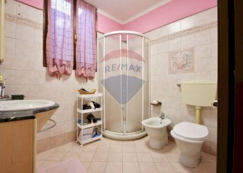 Bagno - Villa via Cordona
 
12, Agrate Conturbia - foto 10