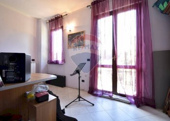 Ufficio - Villa via Cordona
 
12, Agrate Conturbia - foto 16