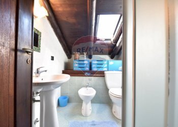 Bagno - Villa via Cordona
 
12, Agrate Conturbia - foto 22